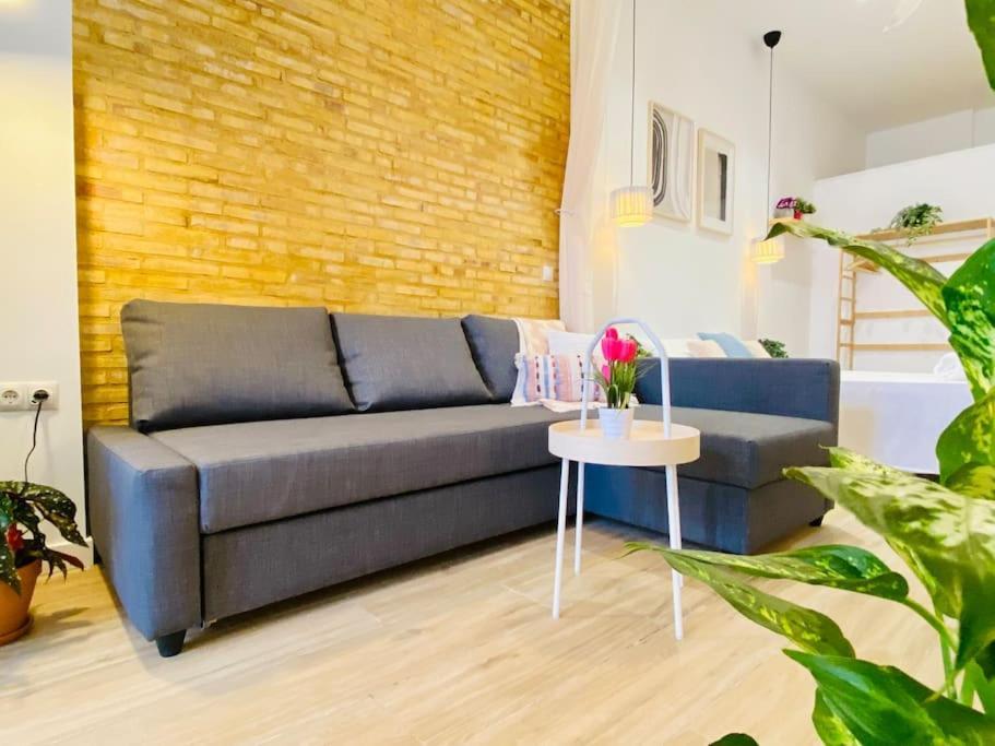 Relaxing Beachside Cabanyal Loft Valencia Luaran gambar